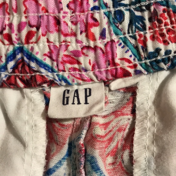 GAP shorts size M - Picture 6 of 7